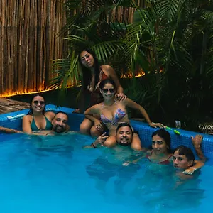  Hostel Maui Mexiko
